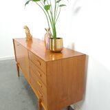 Dressoir avec de grandes capacités en lades vintage