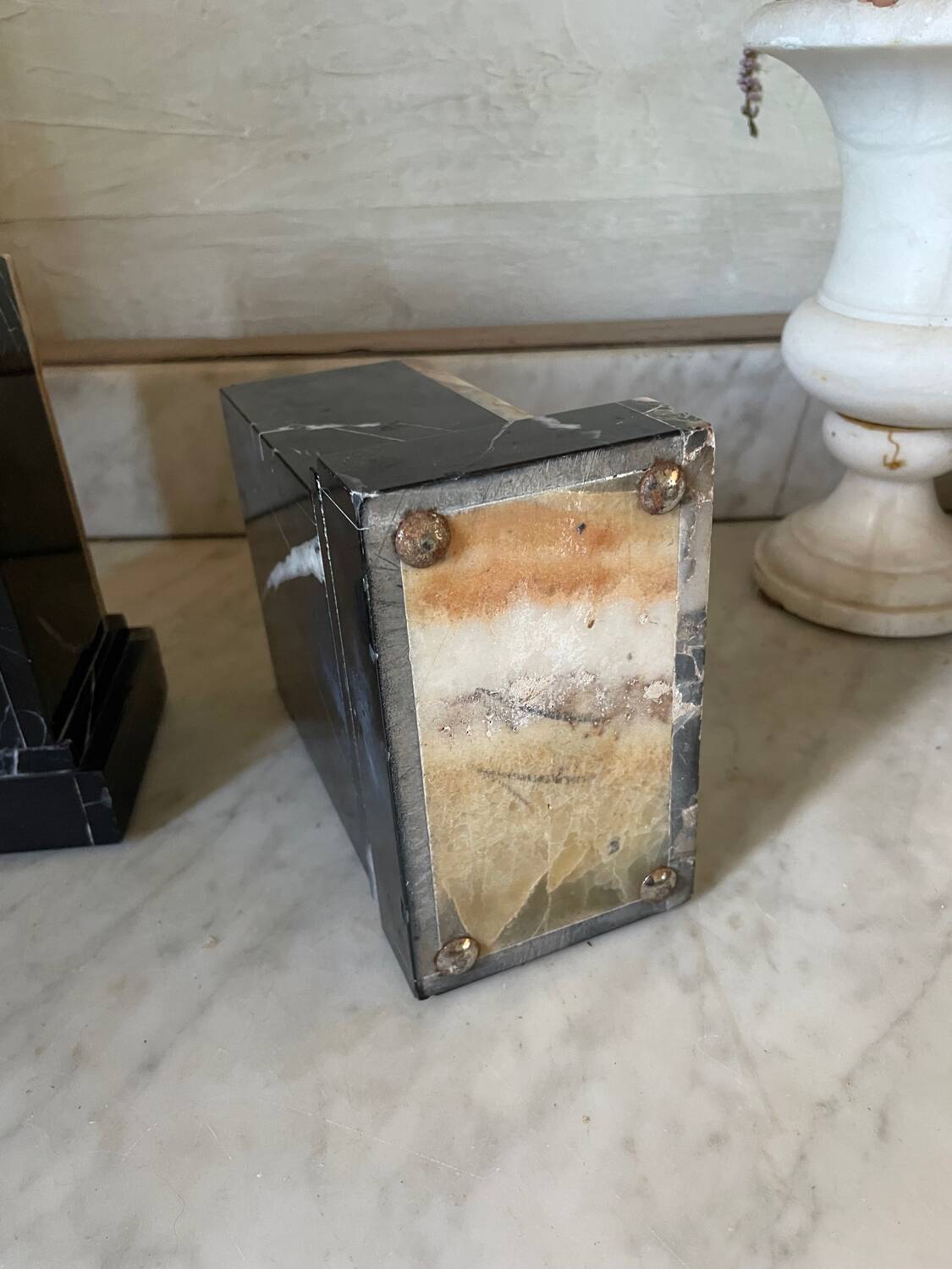 Pair of Art Deco marble and onyx bookends