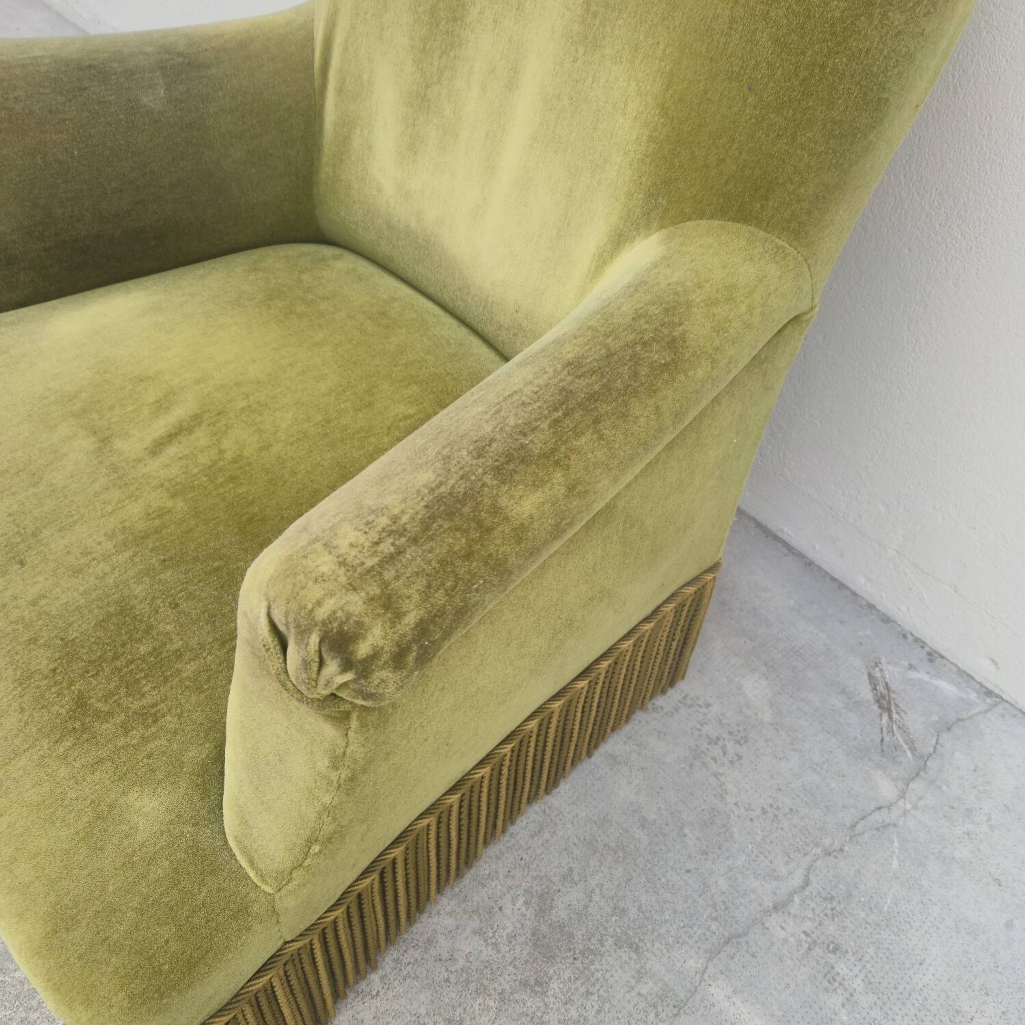Fauteuil crapaud en velours d'époque napoléon III 19éme
