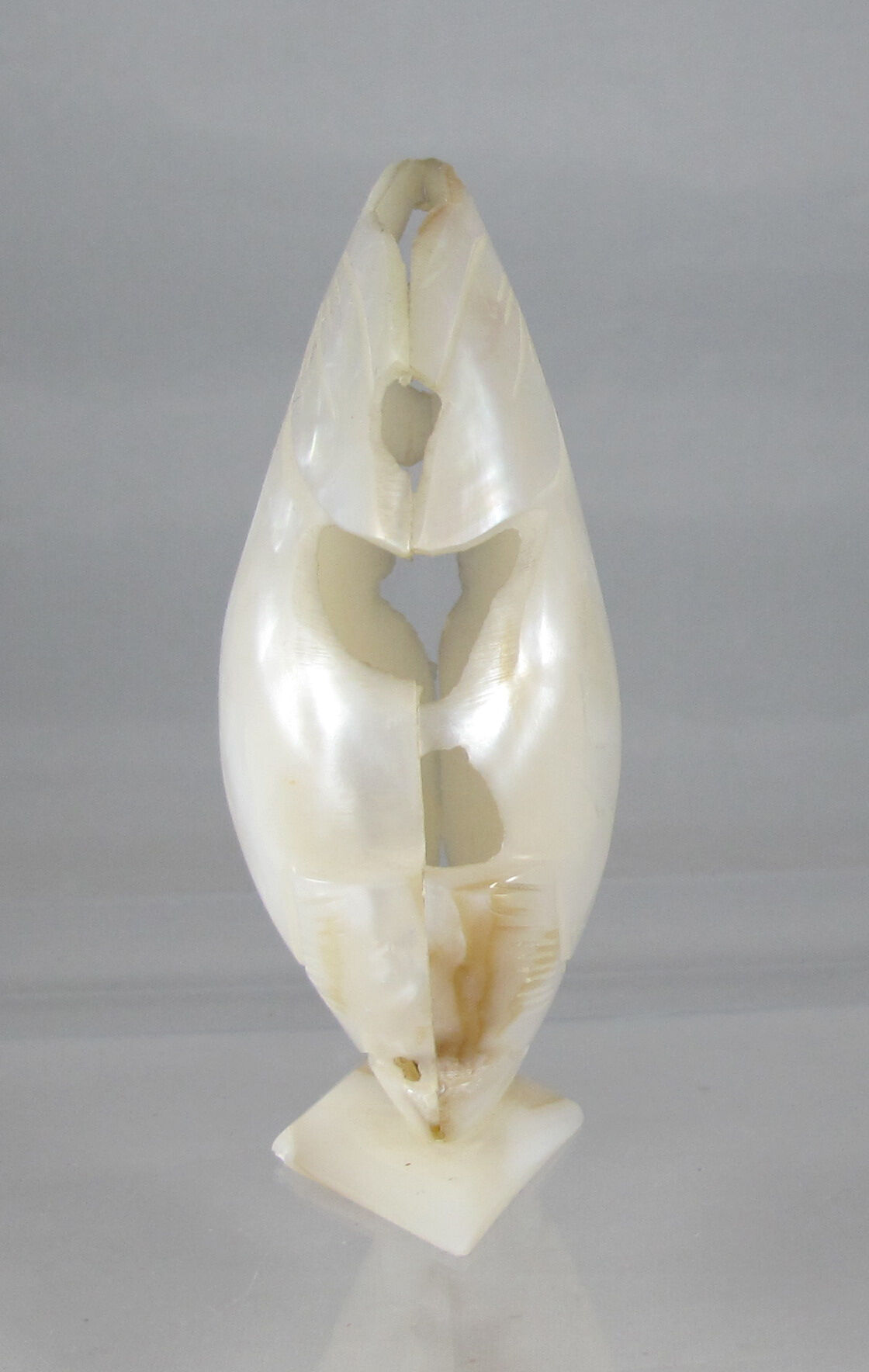 Mother-of-pearl vase