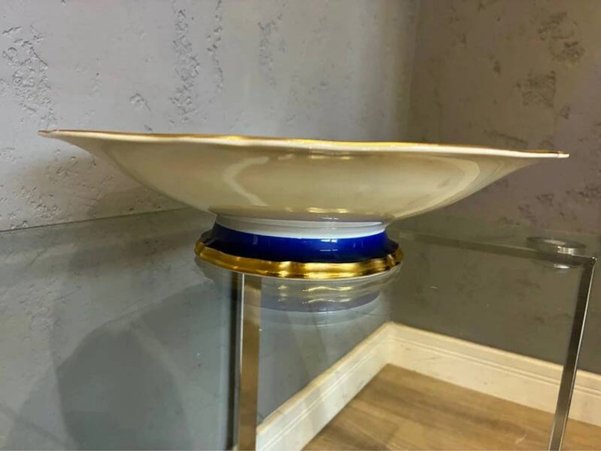 Plat Rosenthal Chippendale – Bleu cobalt et or (années 1930)