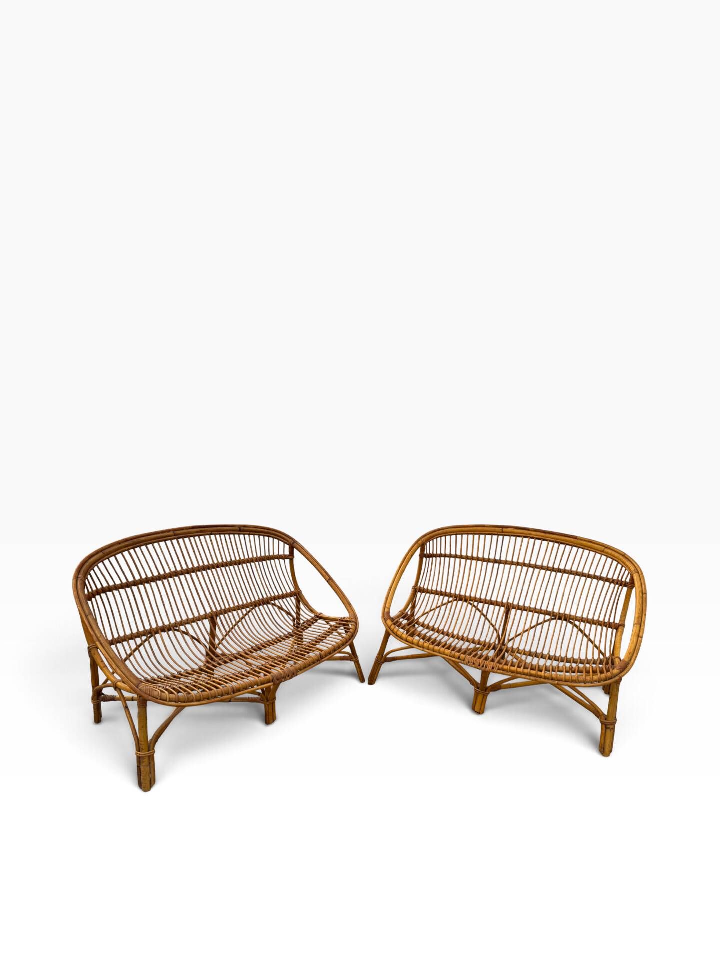 Pair of sofas in the Franco Albini style from the 1960s Italy.