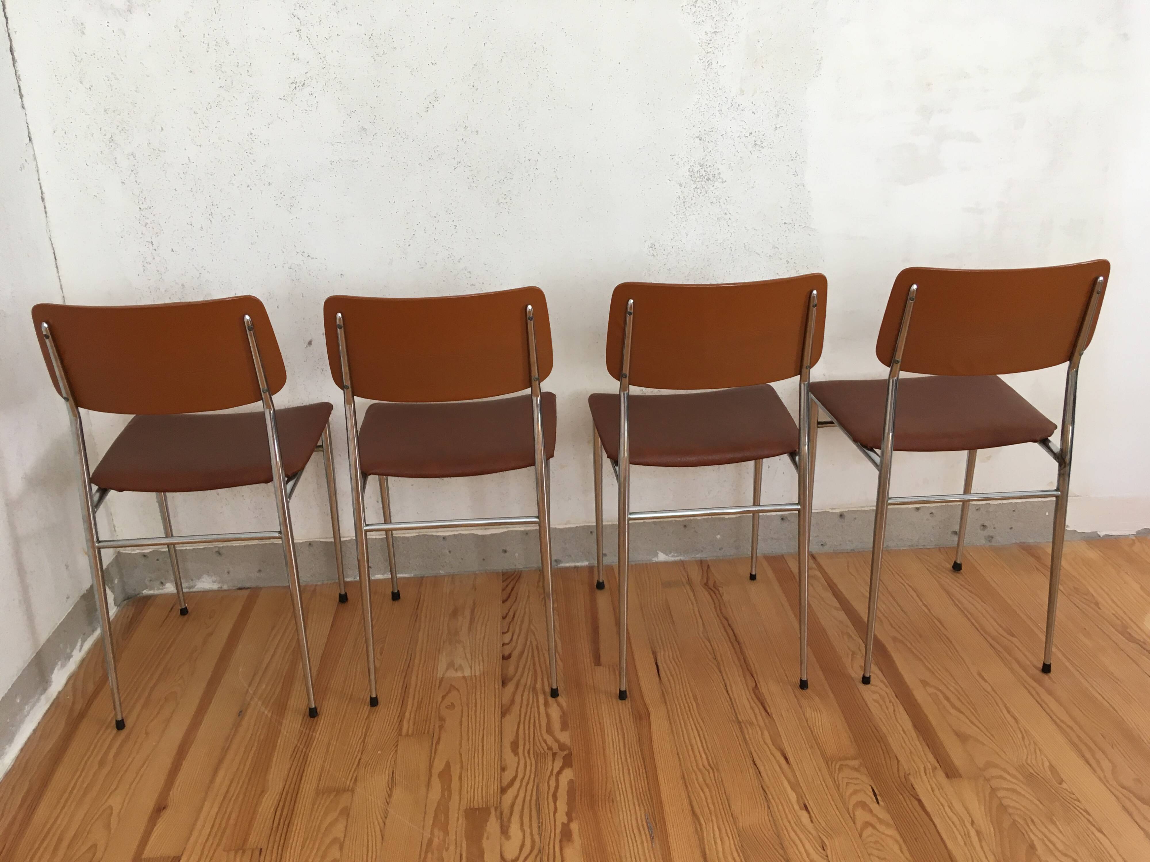4 chaises skaï camel métal chromé années 70