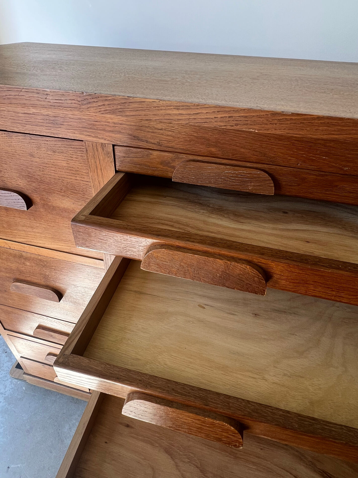 Workbench with plans