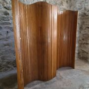 Large French folding screen in pine, room divider, 1950s, attributed to Baumann.