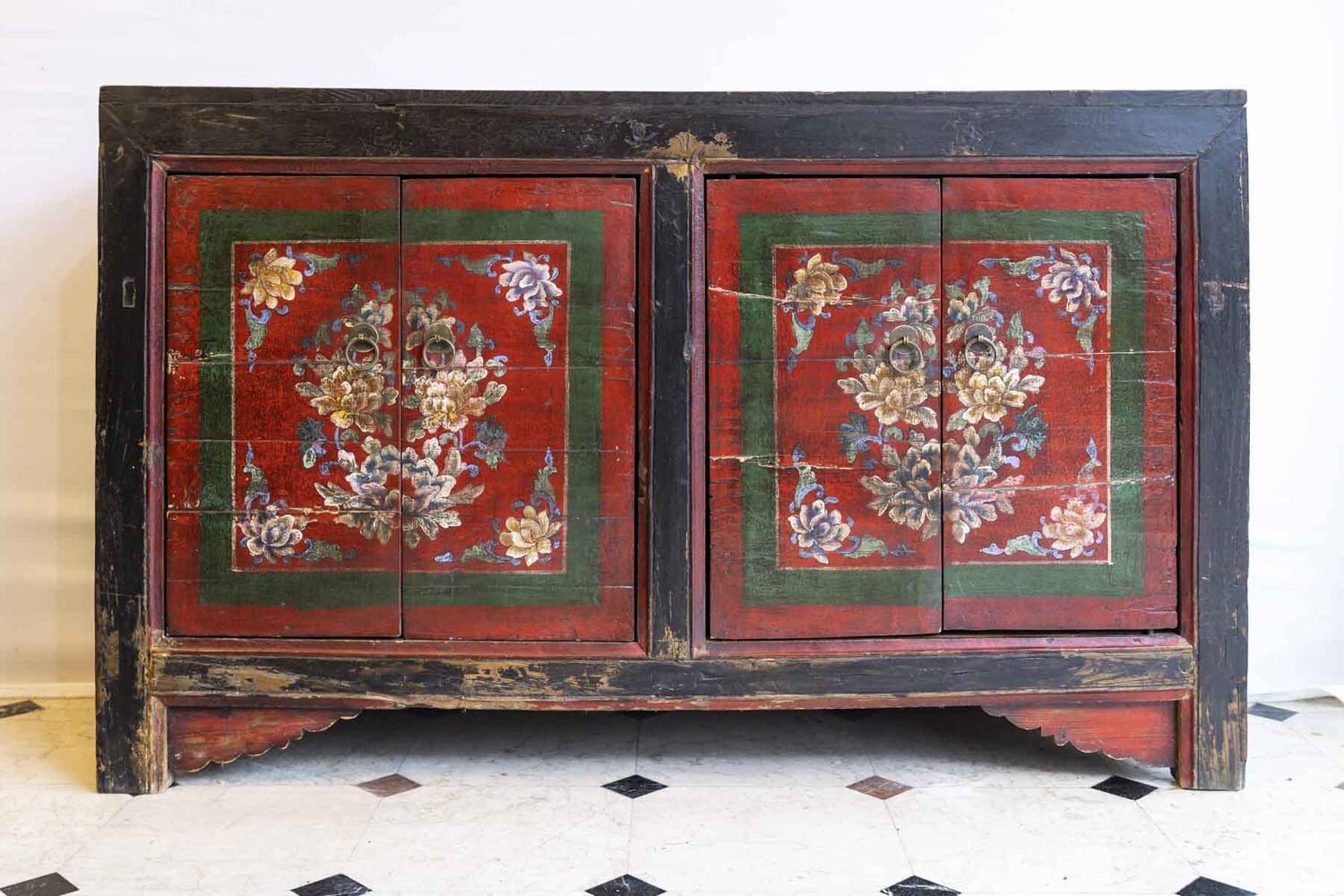 Antique Chinese 4-door sideboard