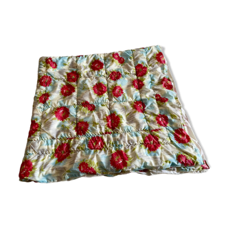 Vintage floral bedspread