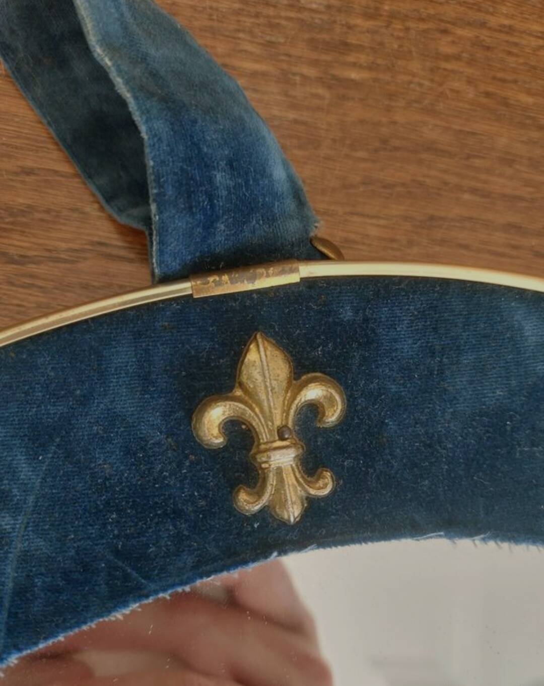 Vintage round mirror - Blue and gold velvet