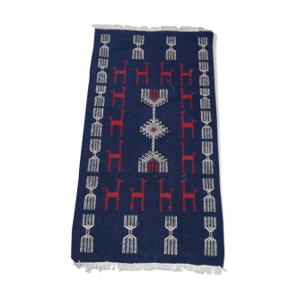 Tapis violet à motifs gazelles 117cmx64cm
