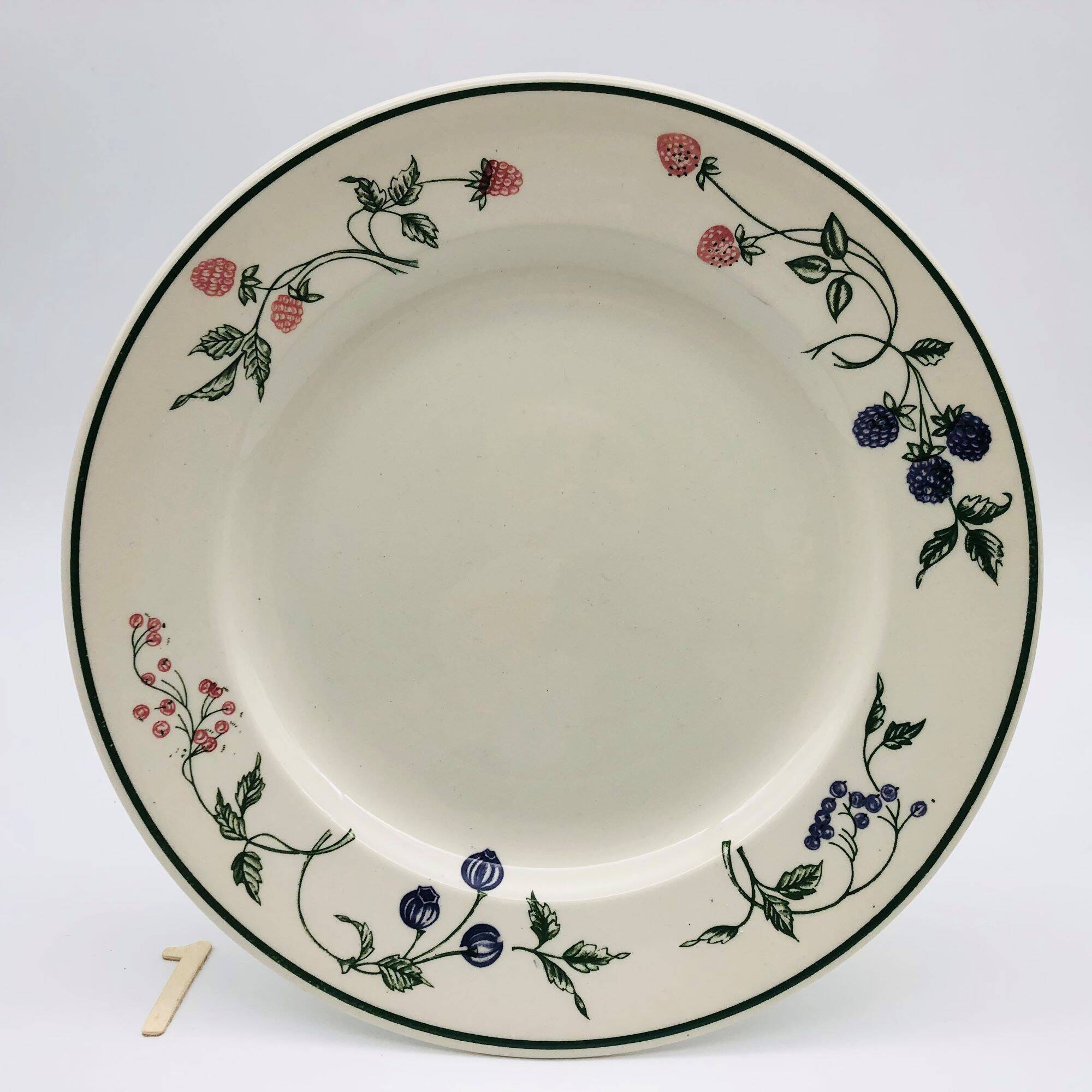 6 Dinner plates stamped “EIT-England”