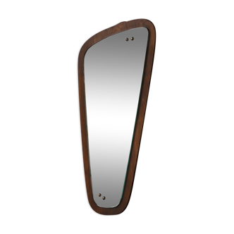 Asymmetrical Scandinavian Mirror