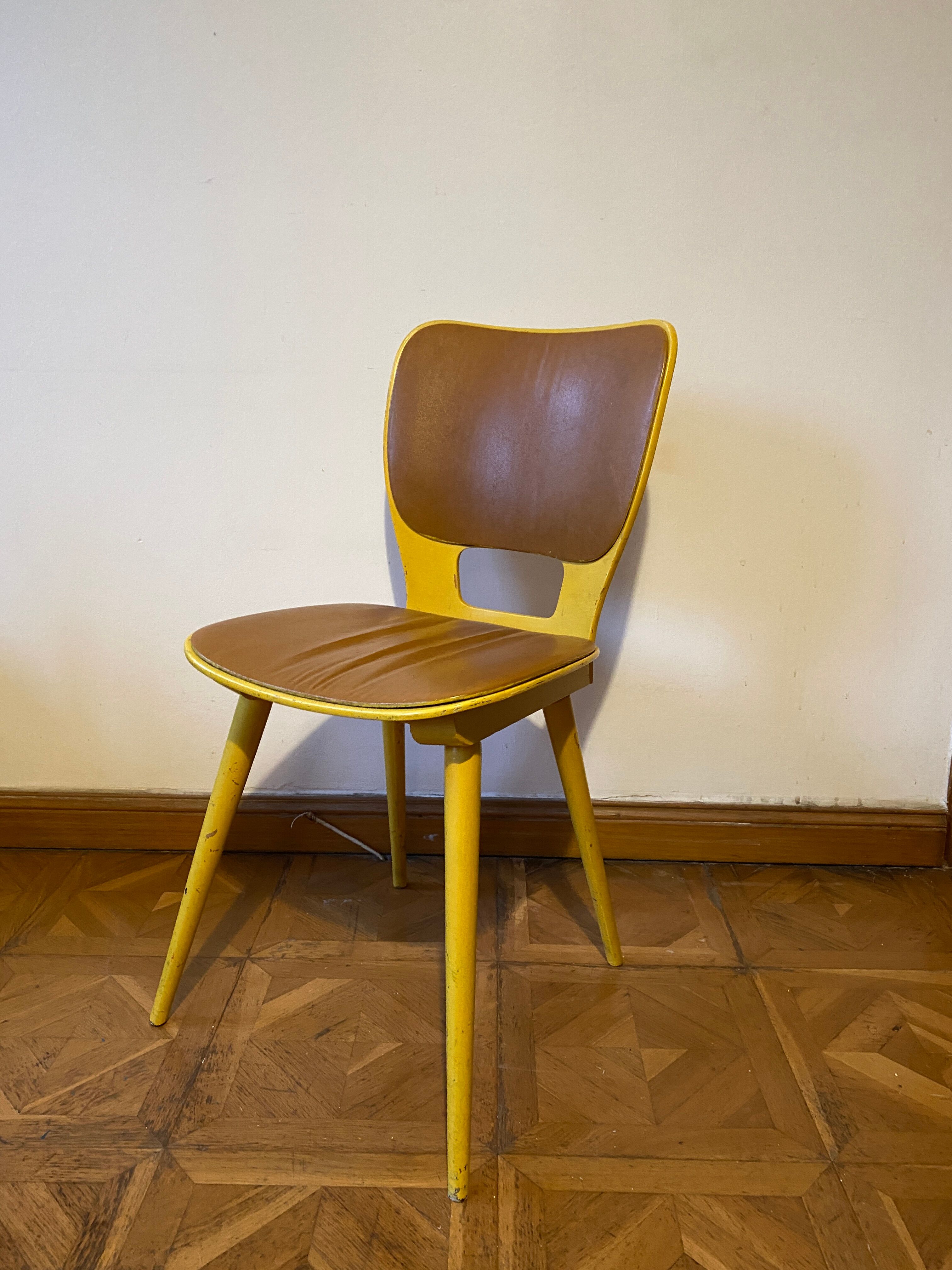 Chairs bistro feet compass