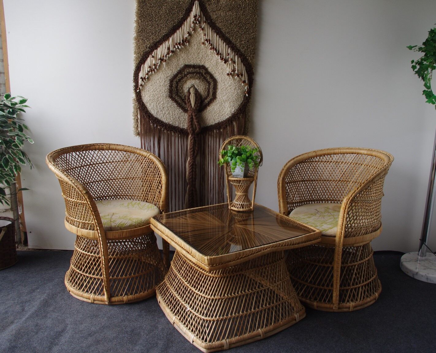 Vintage set of wicker peacock chairs and table 60
