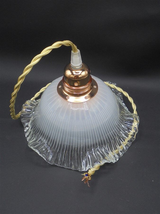 Glass hanging lamp