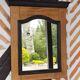 Miroir noir et bois naturel brut