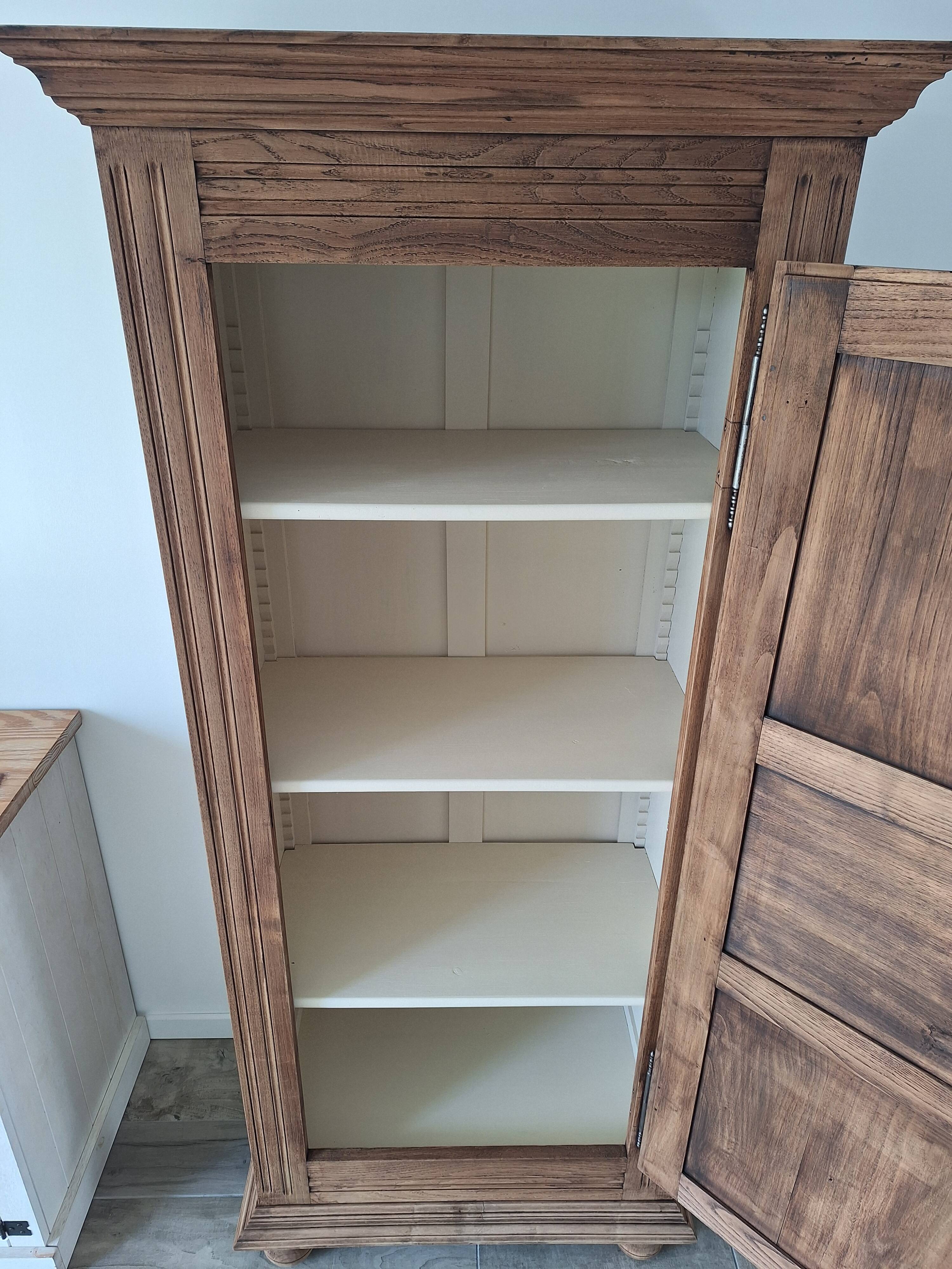 Oak solid bonnetière / wardrobe / dresser from 1940