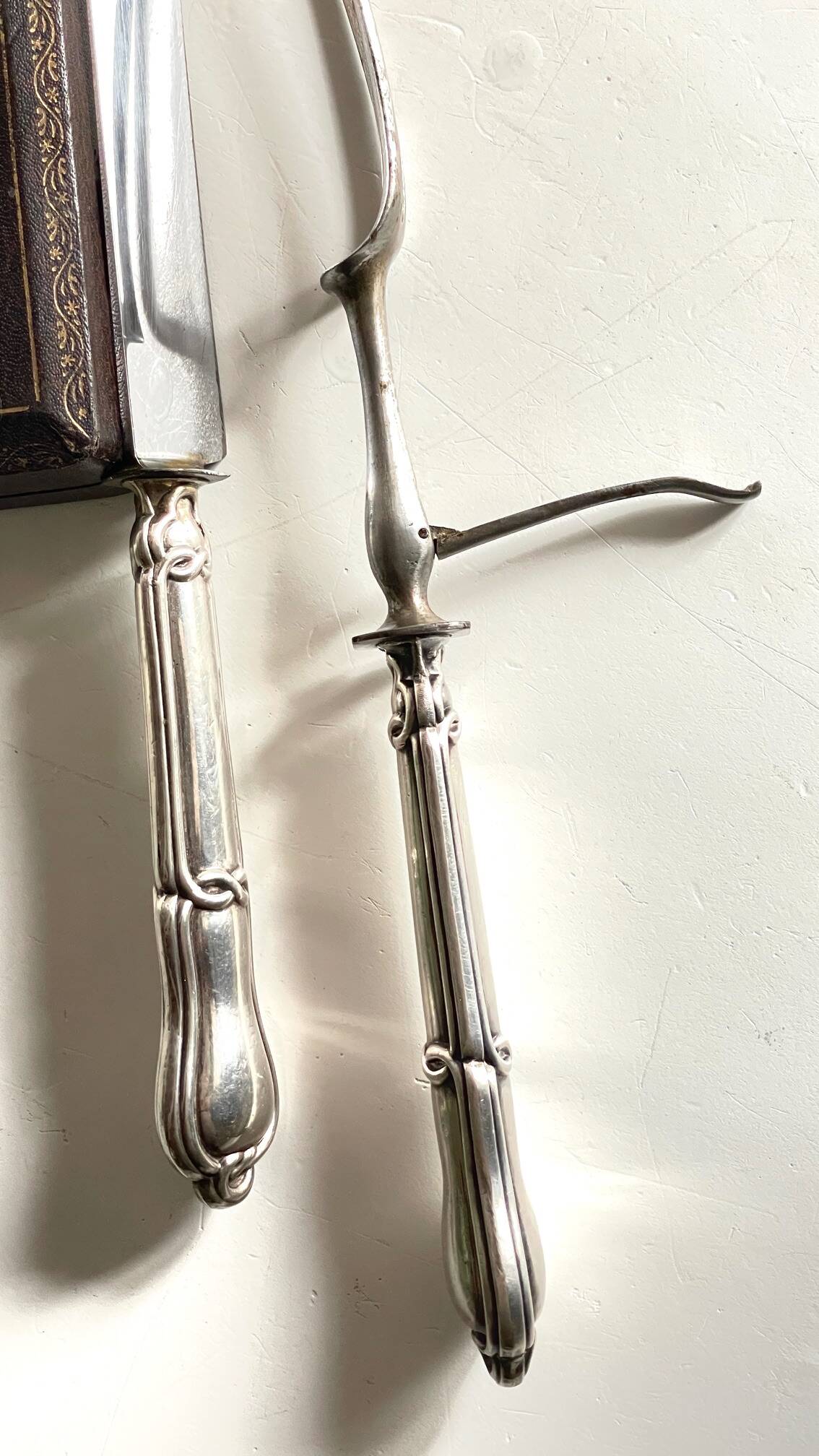 Silver and Silver-Plated Meat Cutlery PARIS