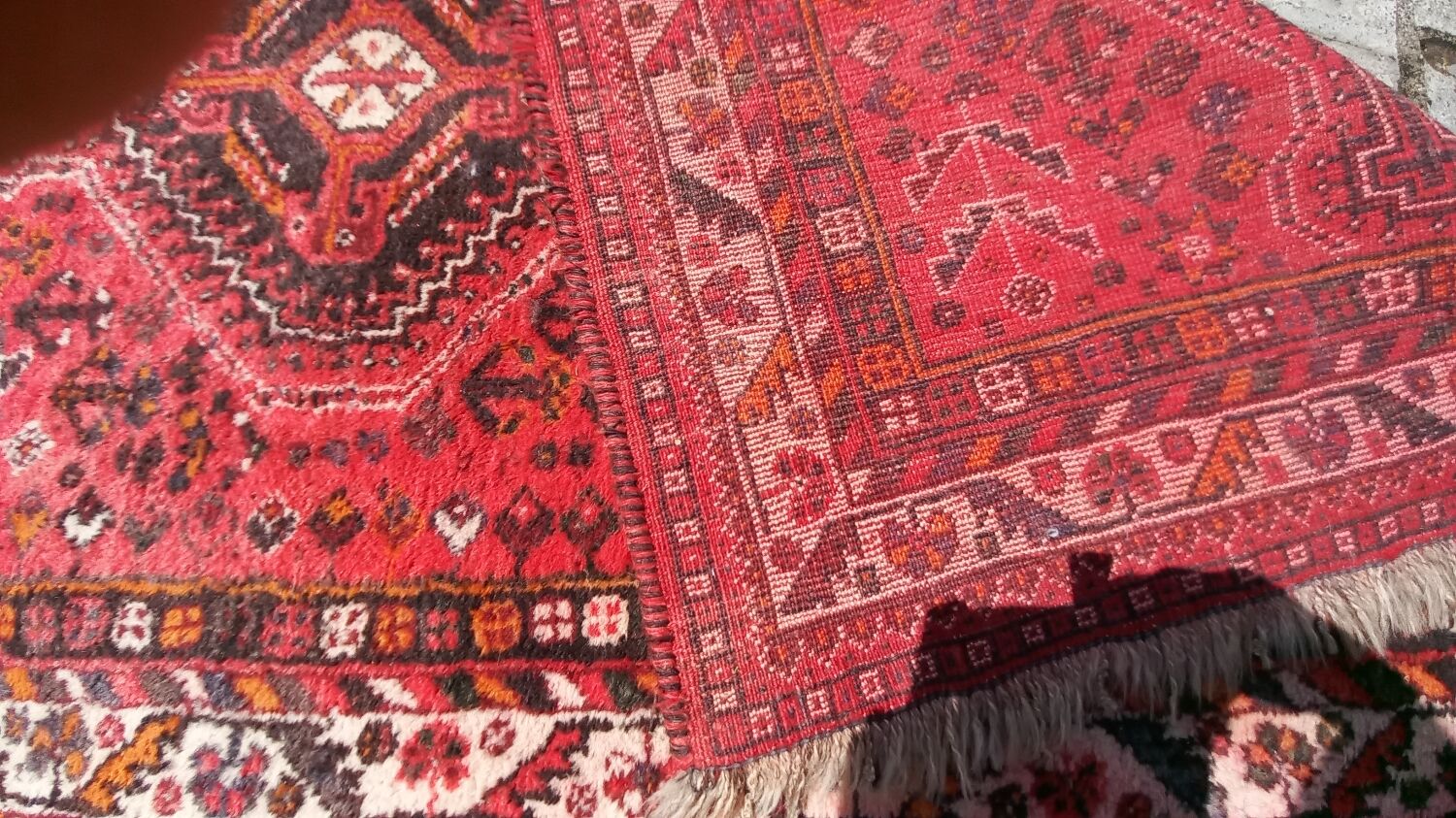 Persian carpet Shiraz handmade in wool