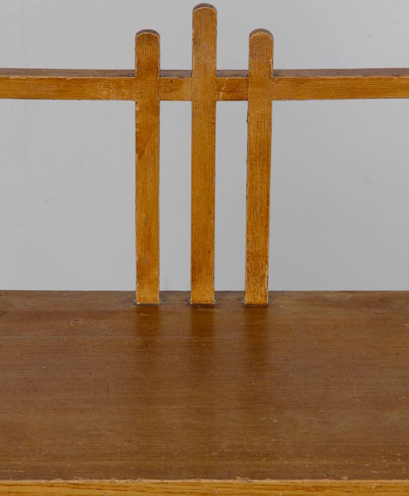 Etagère en bois datant des années 1960