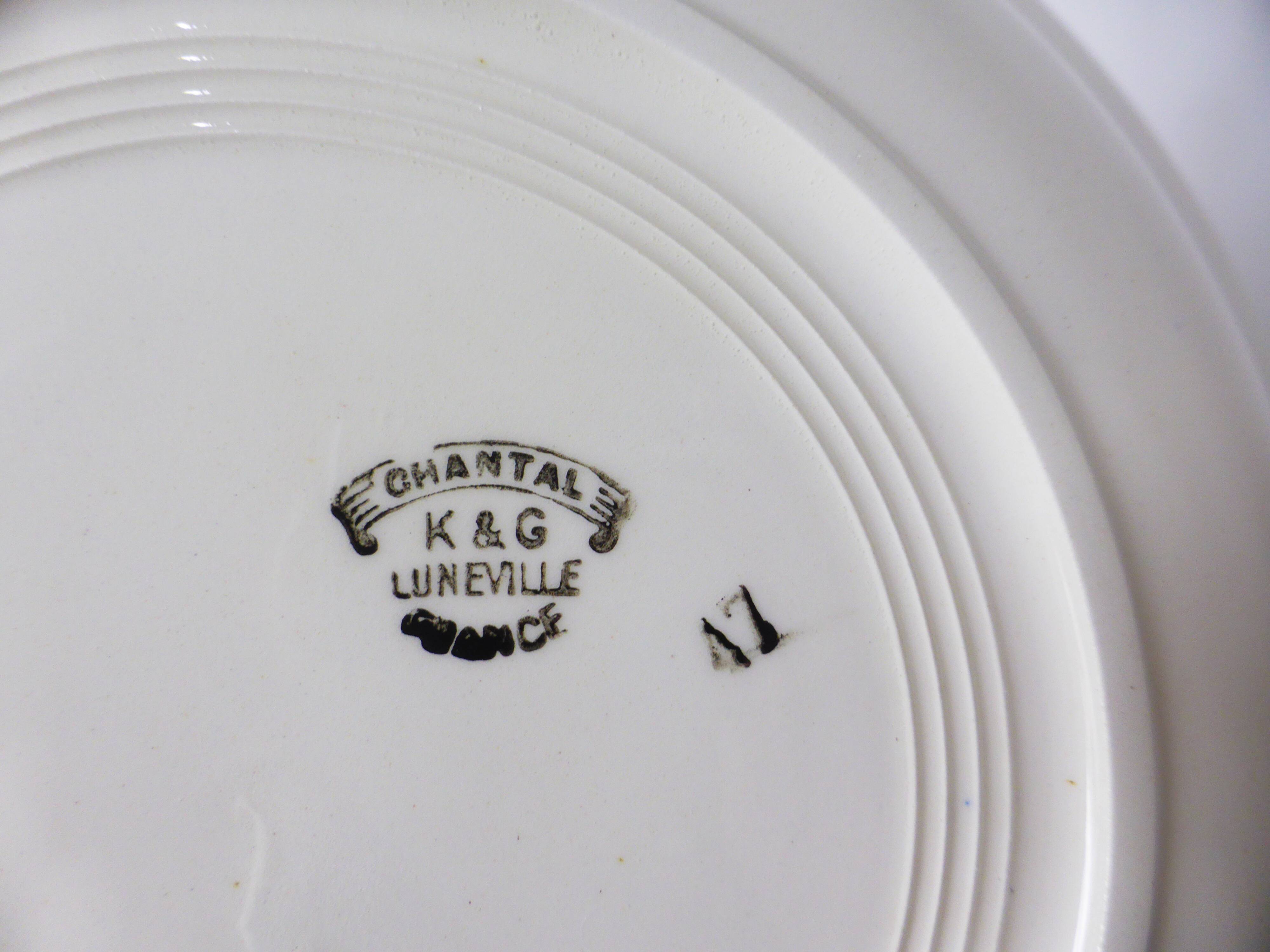 1 round, hollow K&G Luneville Chantal model dish