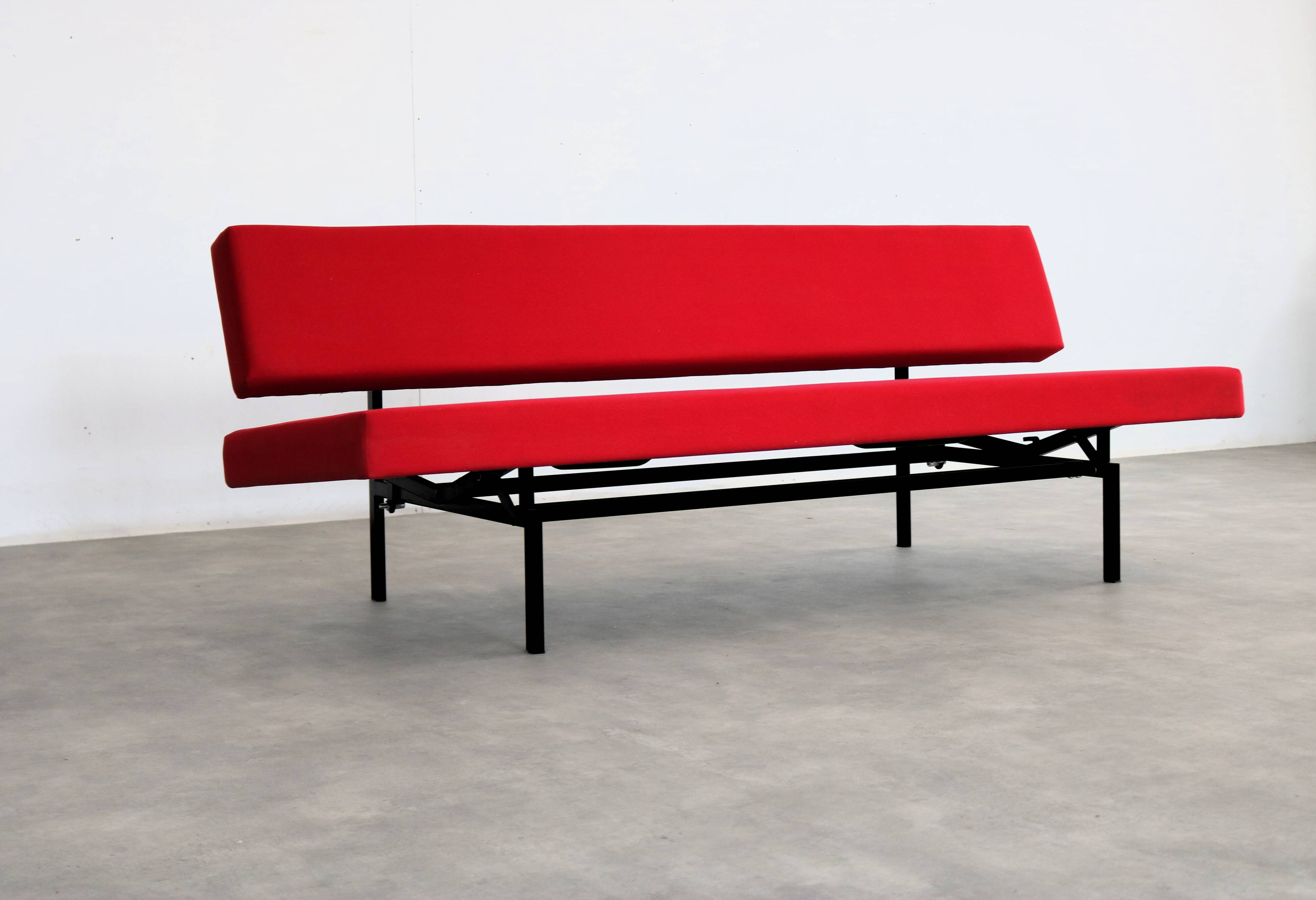 vintage sofa | sofa bed | daybed