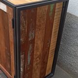 Buffet en bois coloré