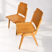 Ensemble de 4 chaises empilables "Austro" par Franz Schuster