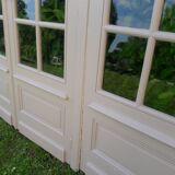 Double door glass partition