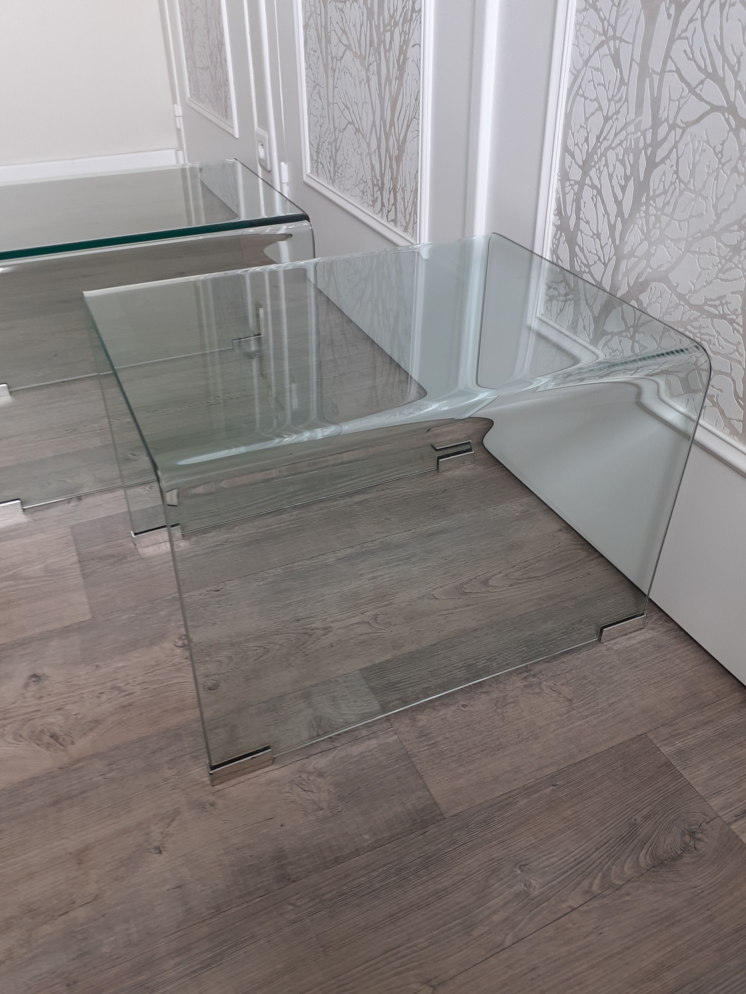 Pair of glass bedside tables or sofa tips
