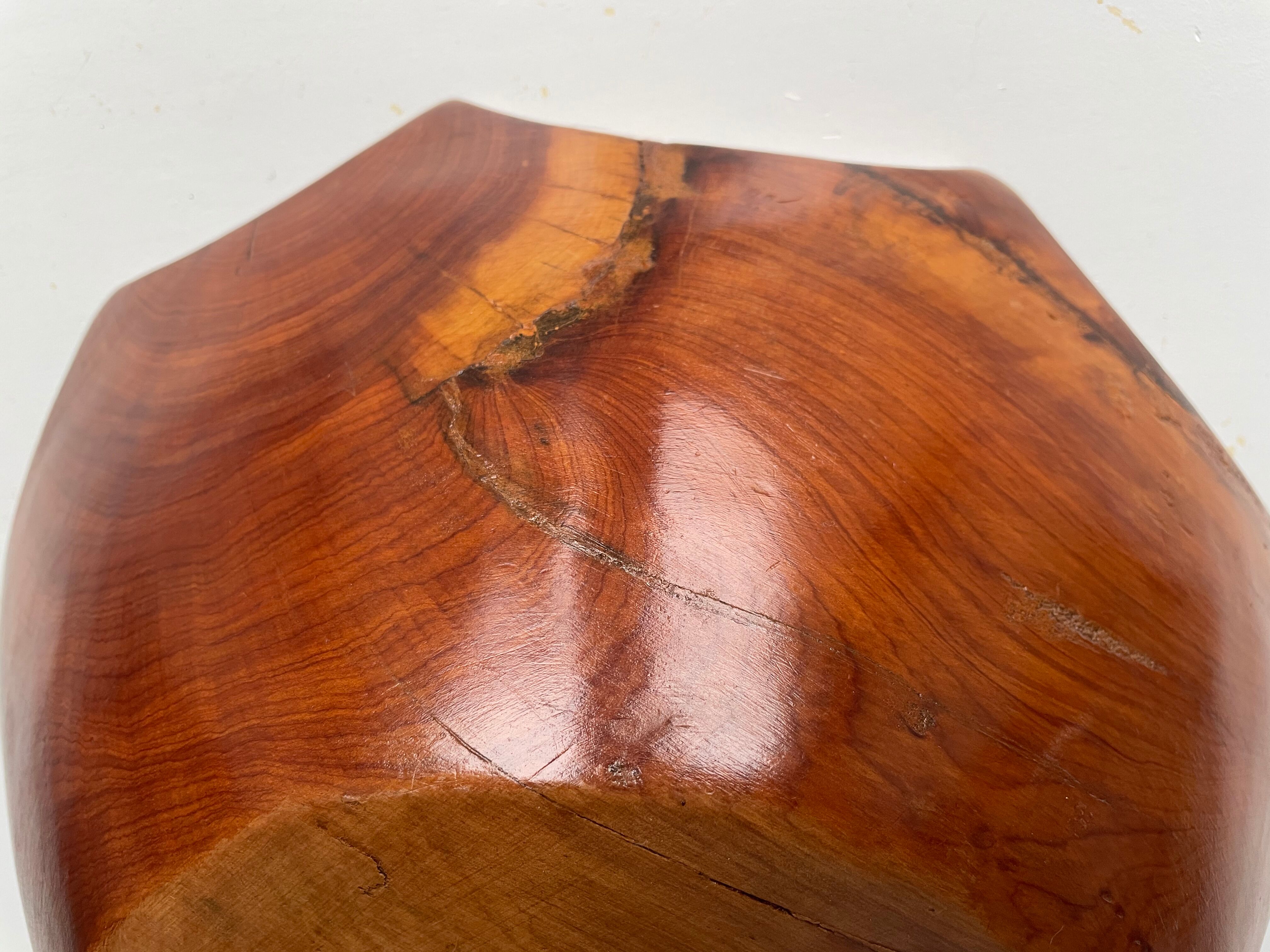 Coupe à fruits en bois biseauté