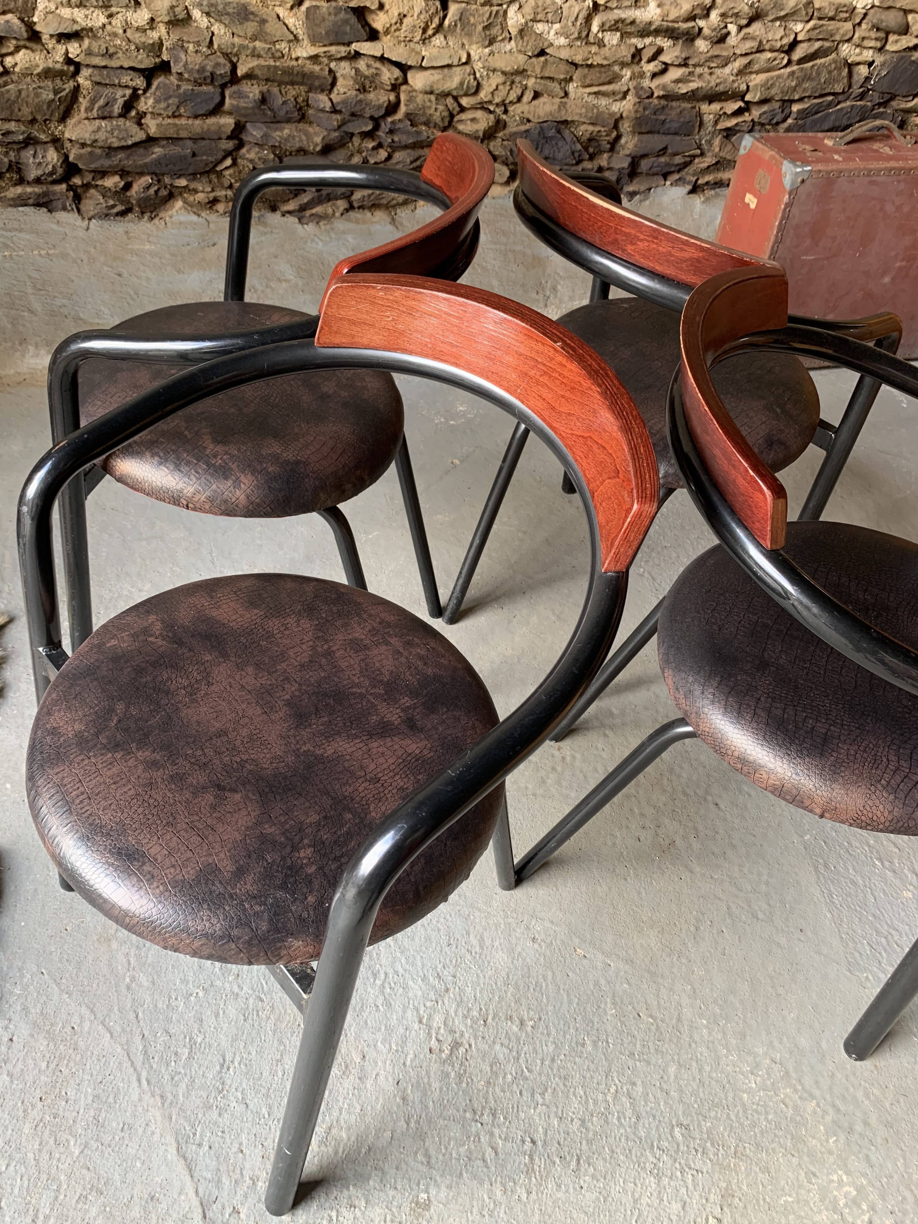 Set of 4 Stif armchairs