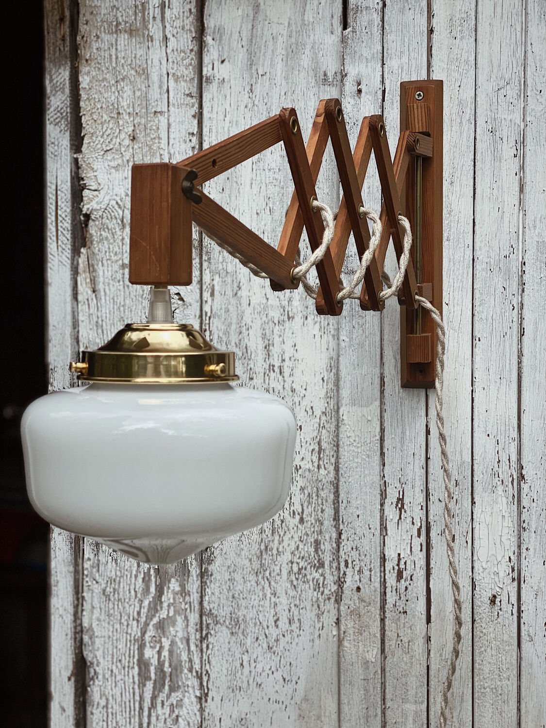 Wall lamp retractable base white opaline globe