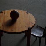 Mid-century Danish round dining table in solid pine, 1970s.