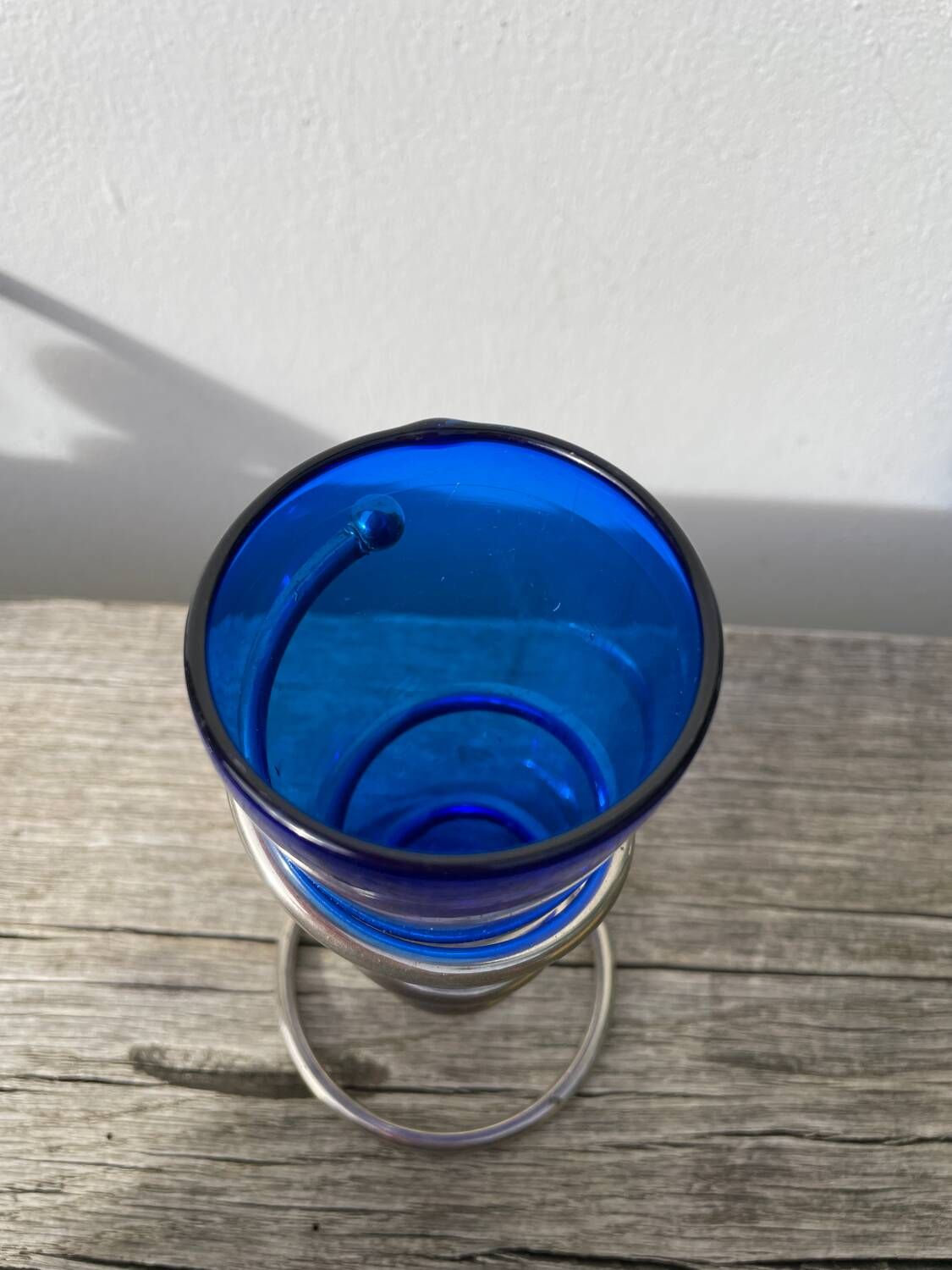 Small vase in cobalt blue glass and metal, 1980