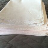 Lot de 6 serviettes de table avec fleur brodée