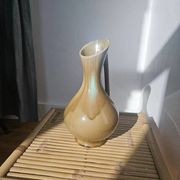 Sublime vintage green vase from the 1960s.