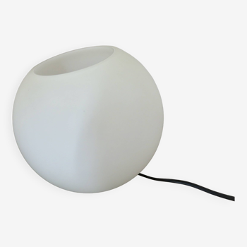 Lampe en opaline blanche 1980