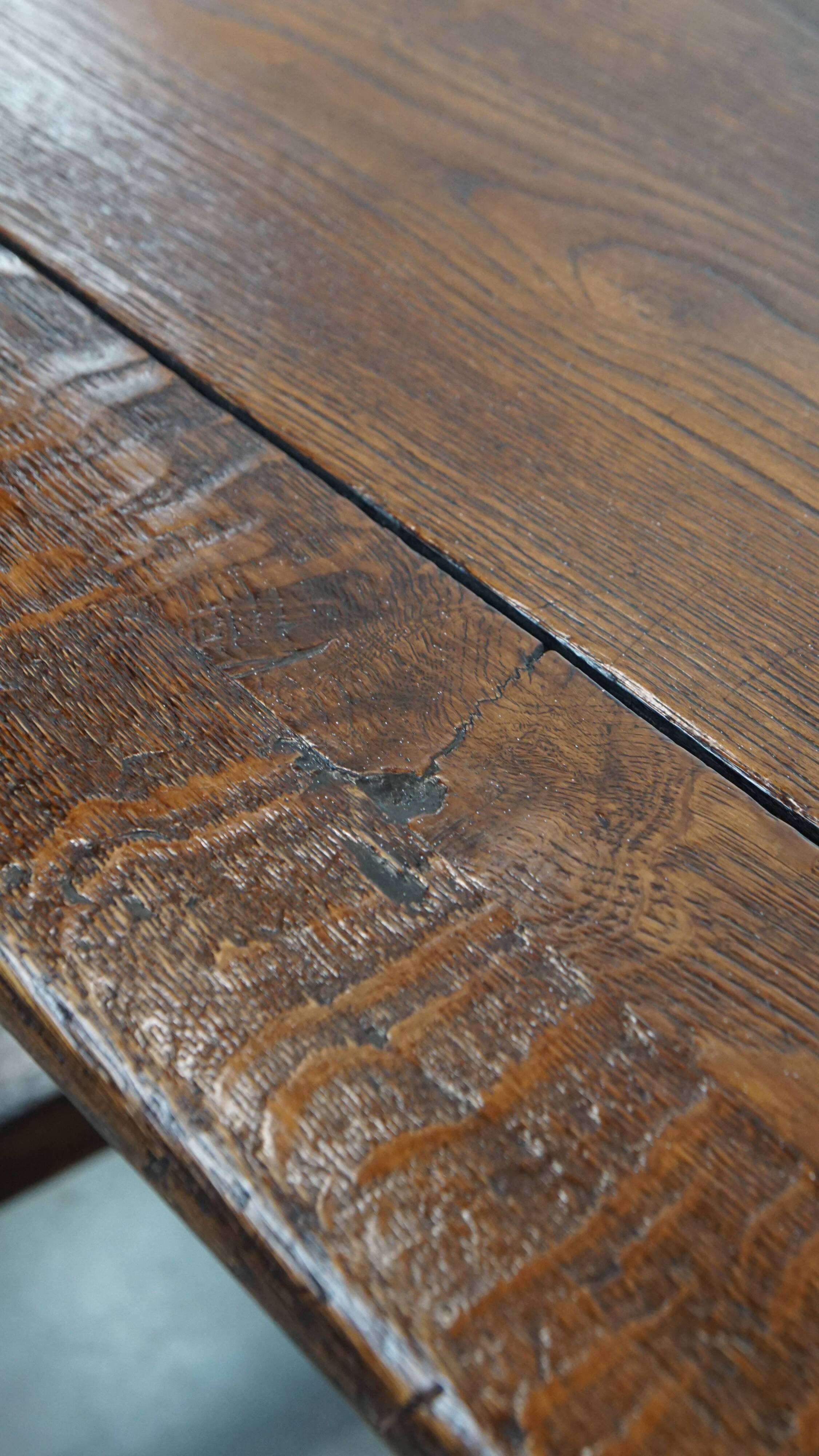 Grande table à manger ancienne en chêne anglais du début du XIXe siècle