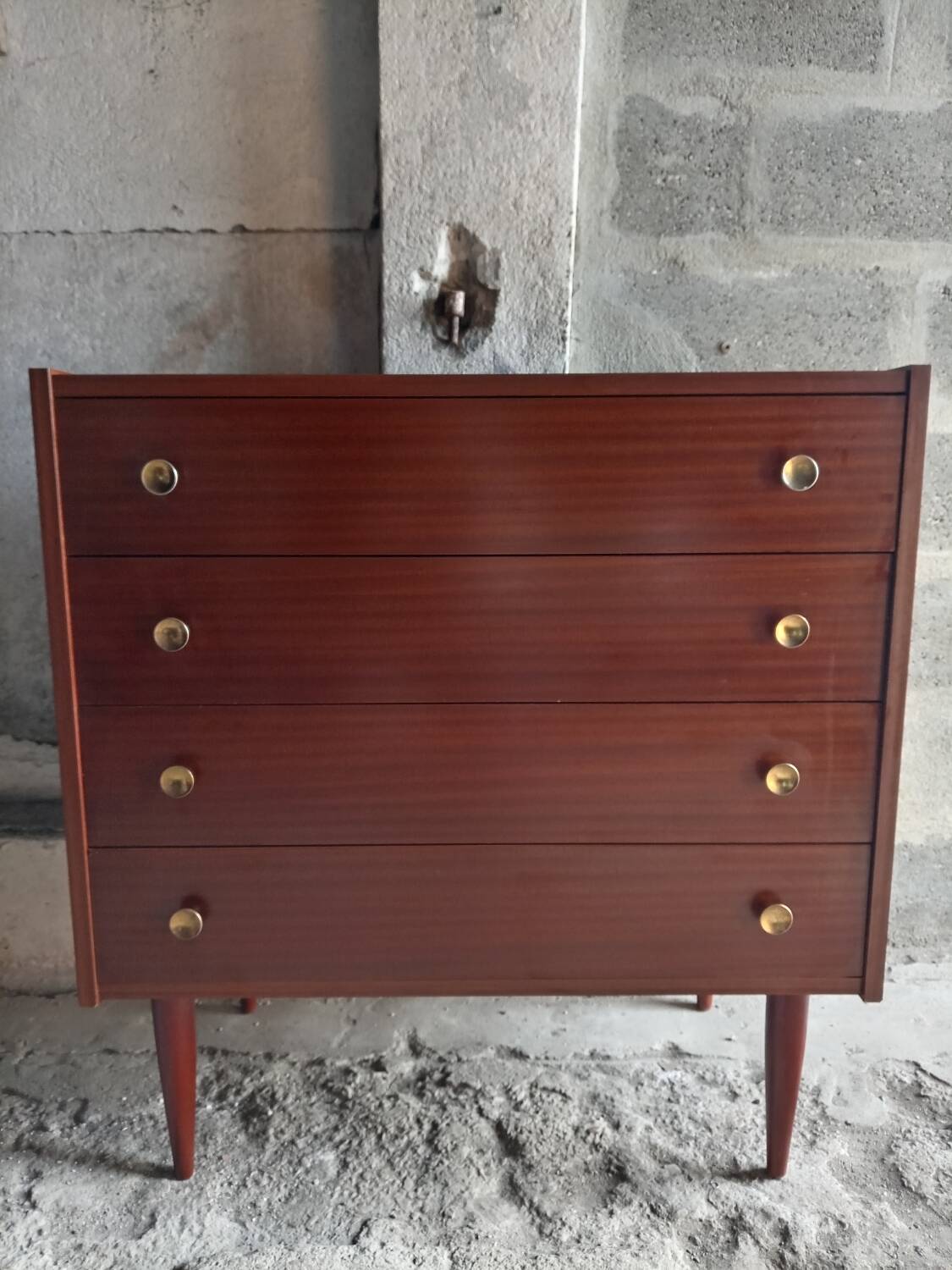Commode vintage
