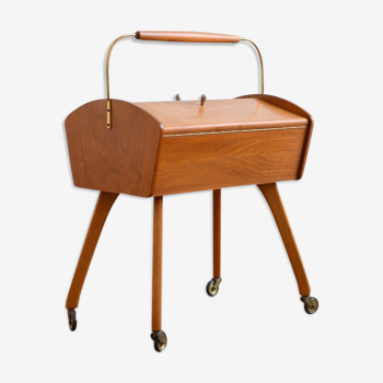 Worker / Vintage sewing box 1960s