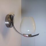 Vintage wall lamp - Chrome and opaline - 1970