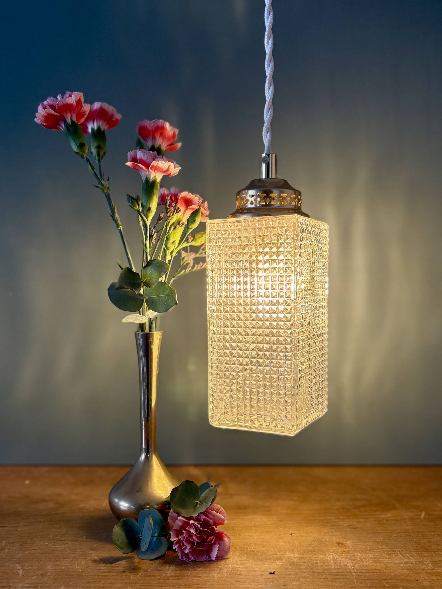 Baladeuse ou lampe à poser globe vintage en verre