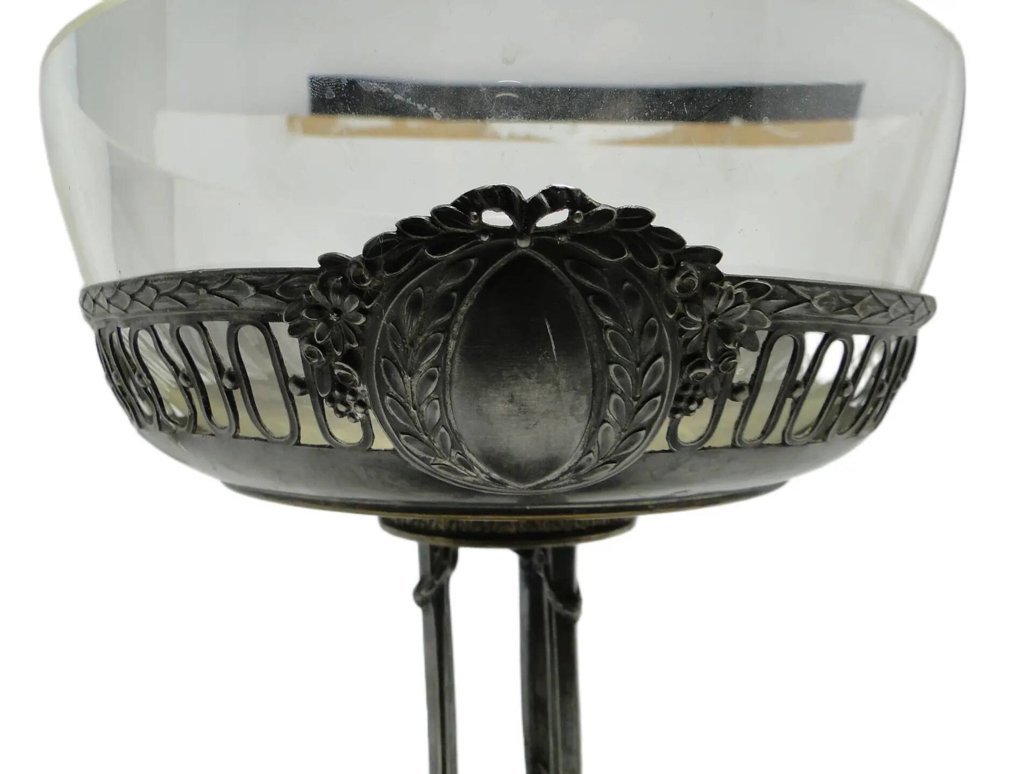 Art Nouveau centerpiece, glass, Quist, Germany, early 20th c.