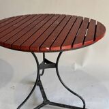 Set of 2 round garden tables