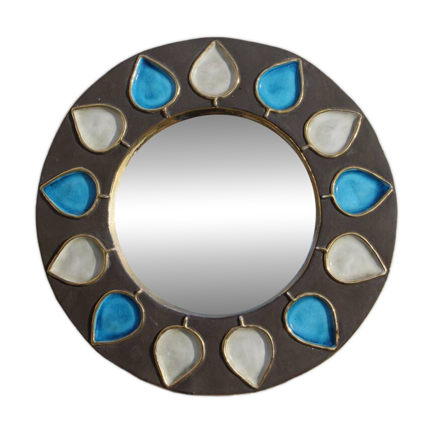 mirror model "pique" by Mithé Espelt