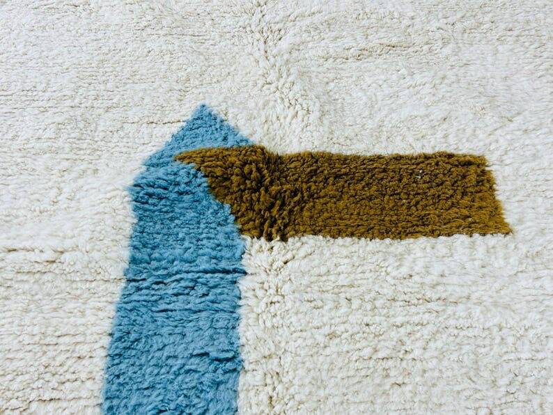 Authentic handwoven Beni Ourain rug, size 1.5/2.5 m.