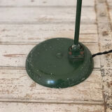 Lampe de bureau en métal vert