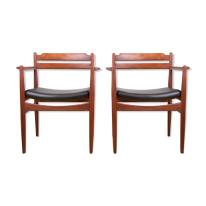 Paire de fauteuils danois