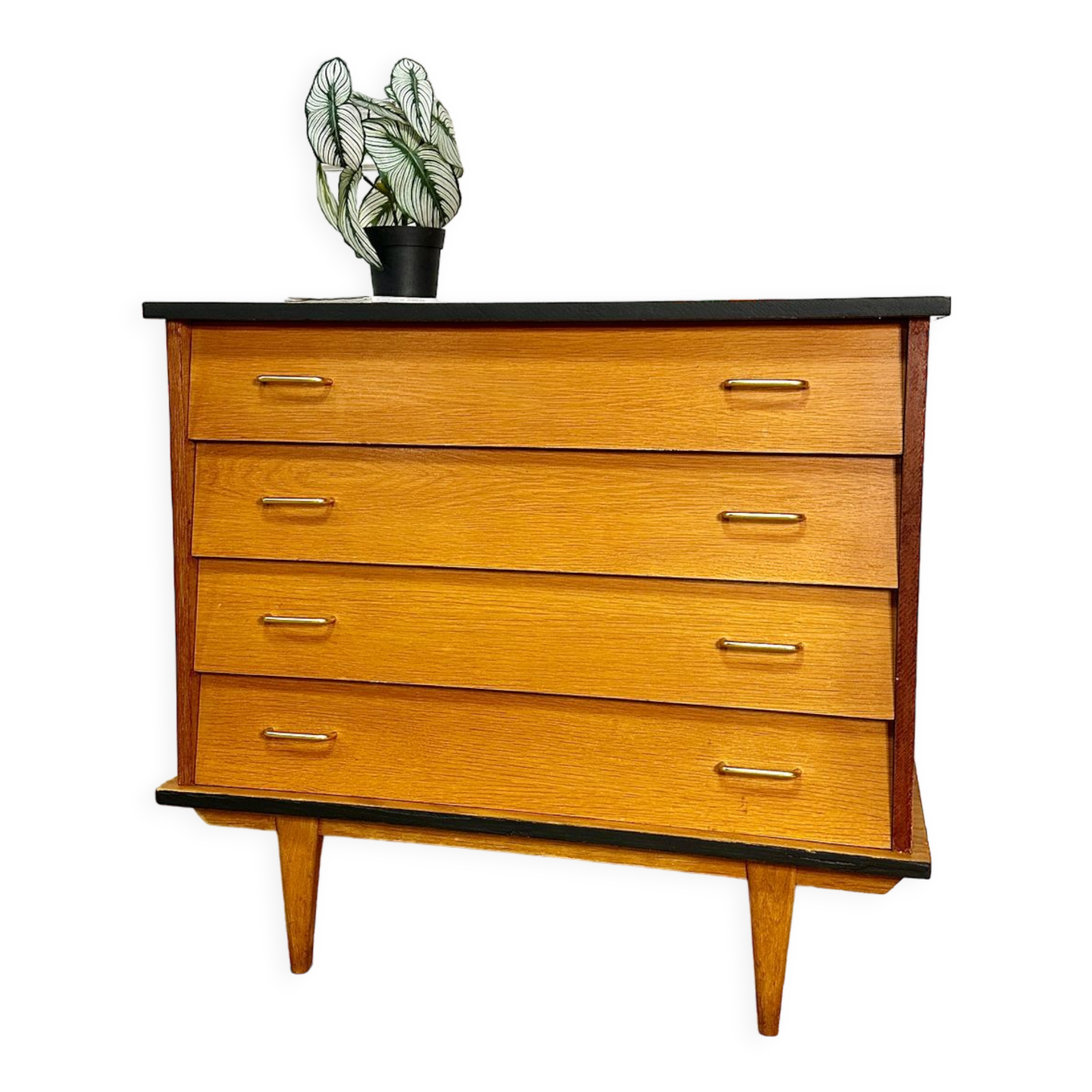 Vintage chest of drawers