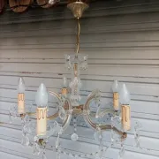 Very beautiful Venetian chandelier with 5 lights / complete and in working condition.